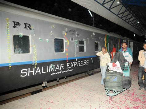 shalimar express train.